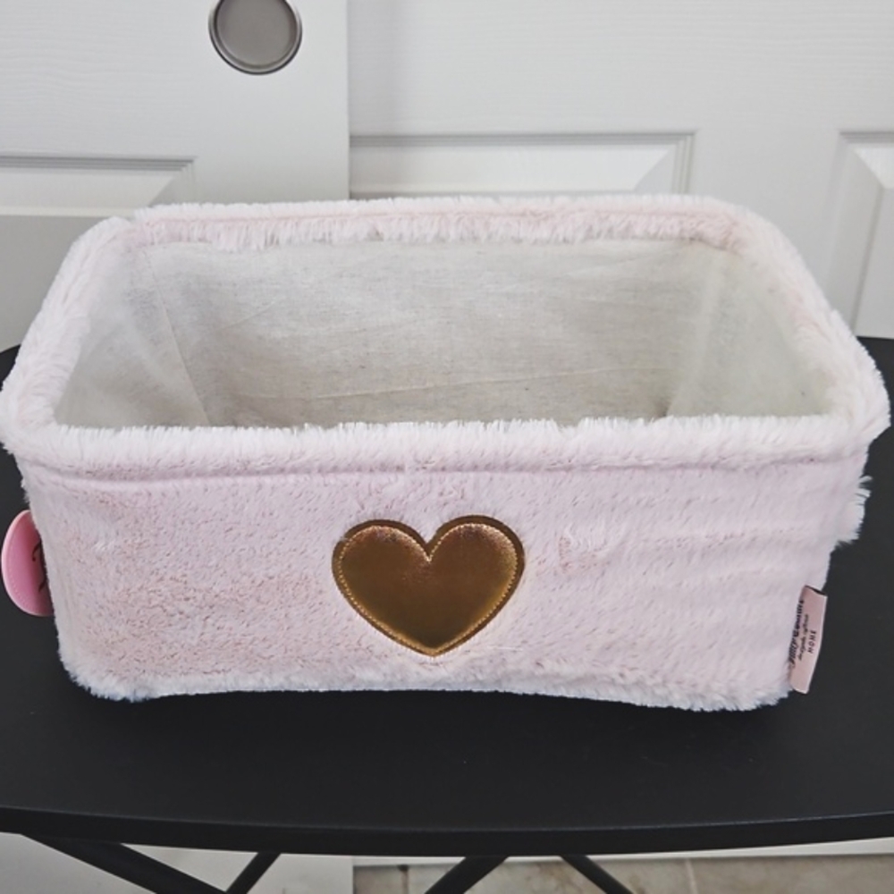 Juicy Couture NWT Gold Heart Plush Storage Basket